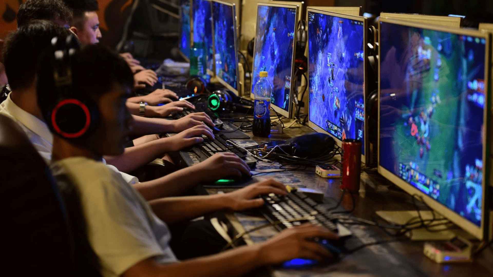 Best Video Games to Play With Girlfriend for Two Players